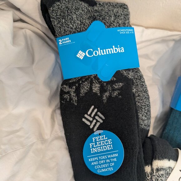 Bundle of Brand New Winter Socks - Picture 2 of 16